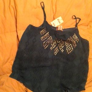Mudd flowy tank top